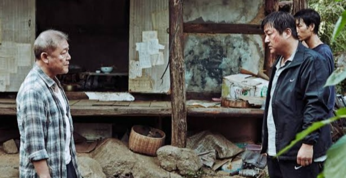 Review Film The Wailing: Misteri yang Bikin Merinding