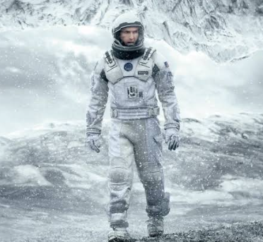 Review Film Interstellar Perjalanan Waktu dan Antariksa
